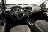 Used 2023 Chevrolet Equinox LT image 2