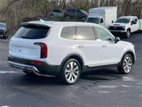 Used 2022 Kia Telluride S image 3