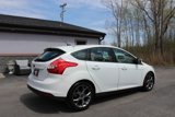 Used 2014 Ford Focus SE w/ Equipment Group 201A image 4
