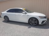 Used 2018 Volkswagen Passat 2.0T R-Line image 4