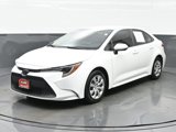 Used 2022 Toyota Corolla LE image 2
