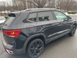 Certified 2024 Volkswagen Taos SE image 4