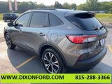 Used 2021 Ford Escape SE w/ SE Sport Appearance Package image 5