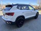 New 2024 Volkswagen Taos SE image 3
