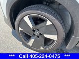 Used 2025 Nissan Kicks SR image 2