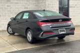 New 2025 Hyundai Elantra SE image 3