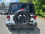 Used 2018 Jeep Wrangler Unlimited Sahara image 4