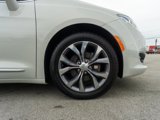 Used 2020 Chrysler Pacifica Limited w/ Tire & Wheel Group image 5