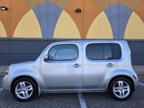 Used 2010 Nissan Cube 1.8 SL w/ Interior Designer Pkg image 2