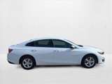 Used 2024 Chevrolet Malibu LT image 4