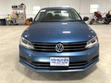Used 2016 Volkswagen Jetta SE image 2