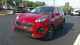 Used 2022 Kia Sportage LX image 2