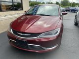 Used 2015 Chrysler 200 Limited image 2