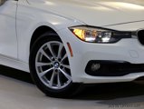 Used 2017 BMW 320i xDrive Sedan image 3