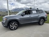 Used 2022 Volkswagen Atlas SEL image 2