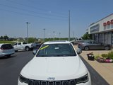 Used 2019 Jeep Grand Cherokee Limited w/ Luxury Group II image 4
