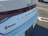 Used 2021 Hyundai Elantra SEL image 5