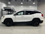 Certified 2024 GMC Terrain SLE w/ Driver Convenience Package image 2