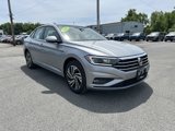 Used 2020 Volkswagen Jetta SEL Premium image 3
