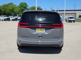 New 2025 Chrysler Pacifica Limited w/ Uconnect Theater Family Group image 4
