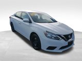 Used 2019 Nissan Sentra SV image 2