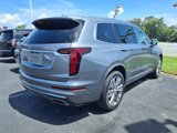 Used 2022 Cadillac XT6 Premium Luxury image 2