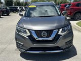 Used 2018 Nissan Rogue SV image 4