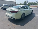 Used 2023 Nissan Altima 2.5 SV image 2