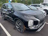 Used 2022 Mitsubishi Outlander SE image 3