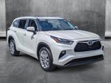 Used 2021 Toyota Highlander Limited image 3