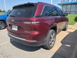 Used 2023 Jeep Grand Cherokee Limited image 3