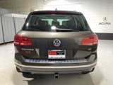 Used 2016 Volkswagen Touareg Lux image 5