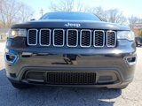 Used 2018 Jeep Grand Cherokee Laredo image 3