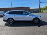 Used 2010 Lincoln MKT AWD image 2