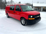 Used 2017 Chevrolet Express 3500 Extended image 3