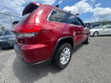 Used 2014 Jeep Grand Cherokee Laredo w/ 18" Wheel & 8.4" Radio Group image 4