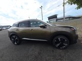 New 2025 Nissan Kicks SR w/ SR Premium Package image 3