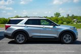 Used 2020 Ford Explorer XLT w/ Equipment Group 202A image 4
