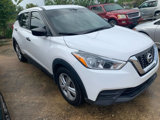 Used 2020 Nissan Kicks S image 2