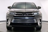Used 2017 Toyota Highlander Limited image 2