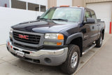 Used 2005 GMC Sierra 2500 W/T w/ Heavy-Duty Power Package image 2