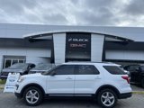 Used 2018 Ford Explorer XLT image 4