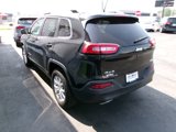 Used 2015 Jeep Cherokee Latitude w/ Cold Weather Group image 6