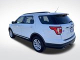 Used 2018 Ford Explorer XLT w/ Equipment Group 202A image 3
