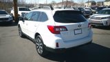 Used 2017 Subaru Outback 3.6R Limited image 3