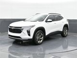 New 2025 Chevrolet Trax LT w/ Driver Confidence Package image 3