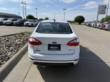 Used 2017 Ford Fiesta SE image 6