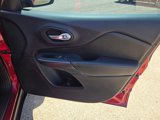 Used 2016 Jeep Cherokee Limited image 5