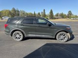 Used 2022 Ford Explorer XLT w/ Equipment Group 202A image 6