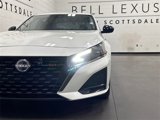 Used 2024 Nissan Altima 2.5 SR image 3